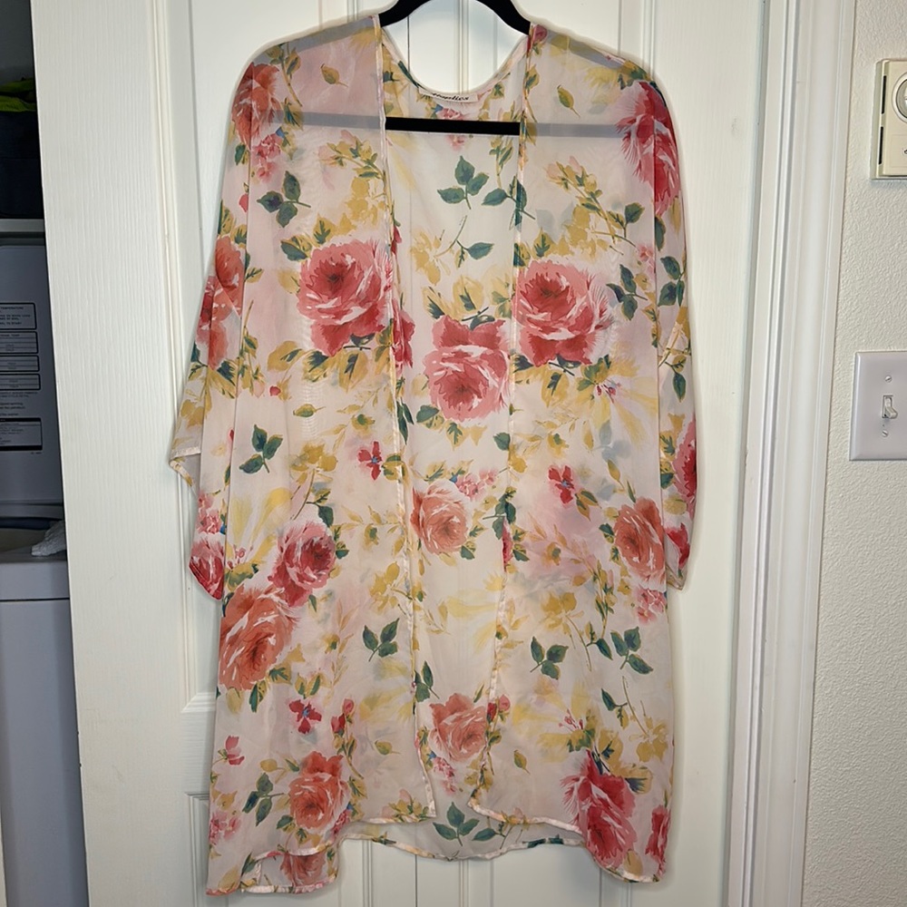 Haptics One size Floral Cover up Fits Small to XL